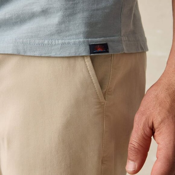 Faherty Sunwashed Pocket Tee BBZ-Blue Breeze - Picture 4 of 5